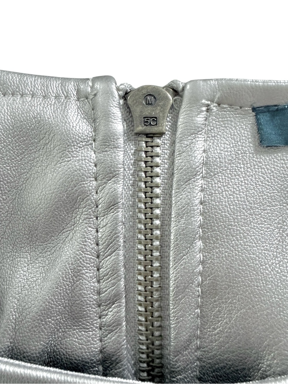KIRIOUS Metallic Faux Leather Crop Top – Size Medium – Silver Taupe Tank - Picture 6 of 13